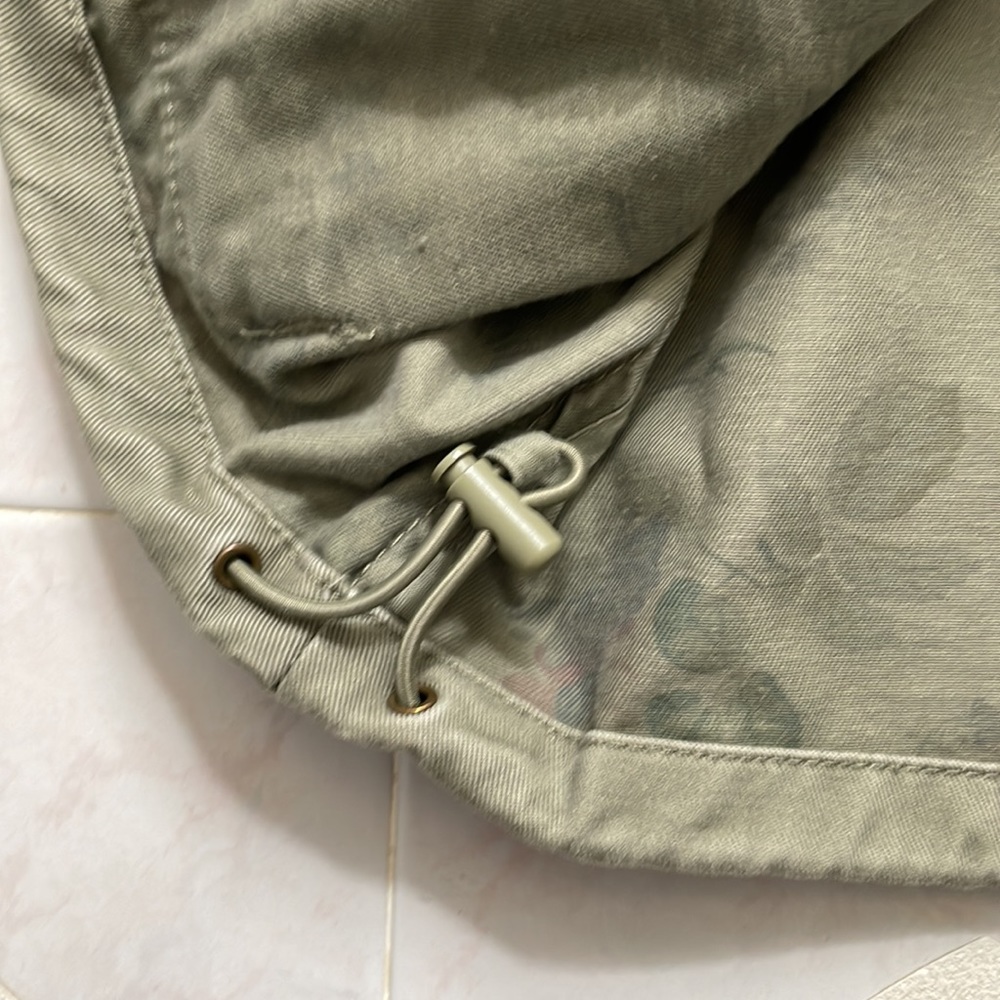 Green jacket - Picture 5 of 7